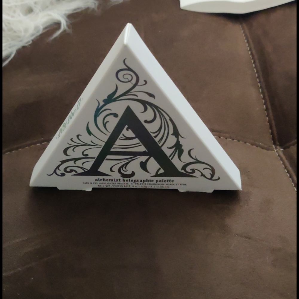 Alchemist Holographic Palette Make Up